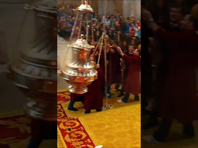 Vídeo relacionado con DORAZEN Incensario Cartuja de Barro para Semana Santa, con Bolsa de Incienso Gran Poder 50 g y 10 Pastillas de Carbón