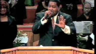 Pastor Smith a TORNADO in the Windy City!