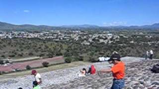 preview picture of video 'Piramides de Teotihuacan'