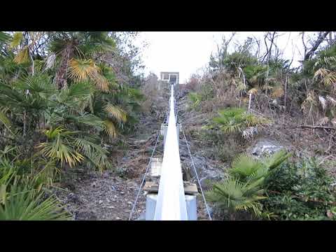Privater Schrägaufzug Ronco Bergfahrt Hersteller Heutschi - private inclined lift Switzerland