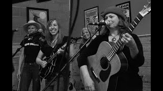 Week #209 - 10/12/22 - Dustbowl Daughters Artist Session