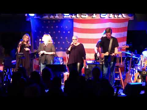Comin Back - Bob & Etta Britt (Live) at Fox & Locke, Leipers Fork 8/12/22
