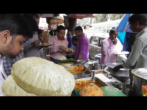 Big Size Luchi & Varieties Delicious Food In Kolkata Street | Street Food Loves You Video