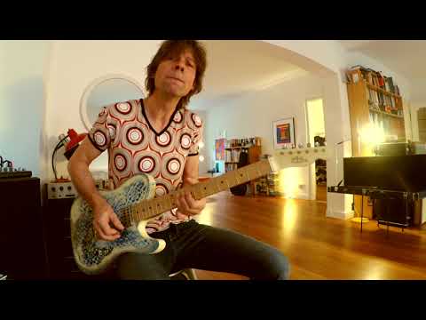 Baboushka "A Onda", handpainted, handmade in Berlin