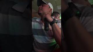 Y por esa calle vive Valentín Elizalde