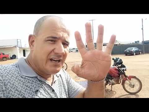 De frente do supermercado atakarejo preço baixo em São Francisco do Guaporé Rondônia dia 11 de junho
