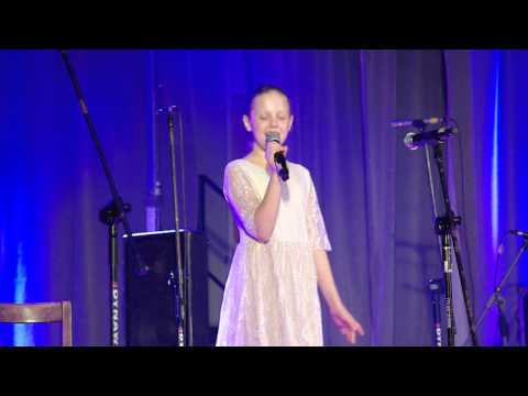 Wciąż mnie zadziwiasz  wyk. Gabriela Bargieł