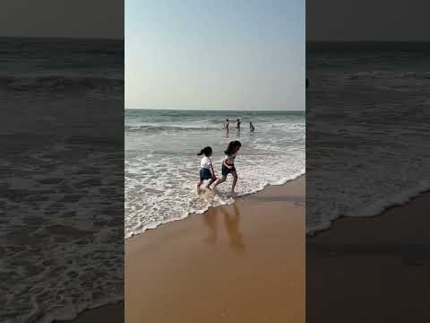 Tinku Maahi masti in beach
