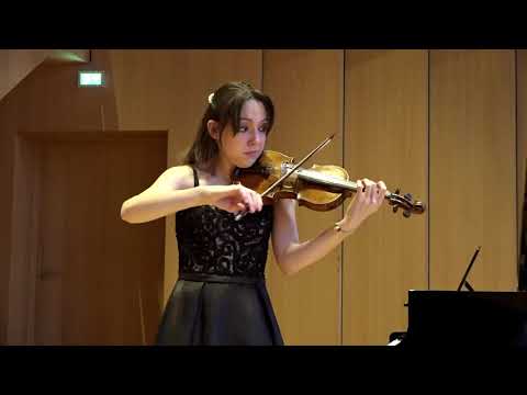 Alexandra Cooreman - Bach Solo Violin Sonata No.2 in A minor BWV1003 - Allegro