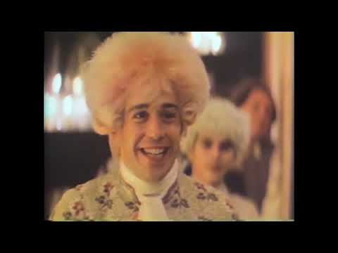 Amadeus (1984) - Roger Ebert Review