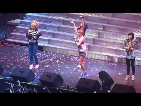 110604 - 2ne1 The Party - 5 Clap your Hands.MTS