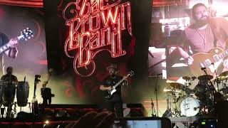 Zac Brown Band "guitar battle/enter sandman" Metallica cover