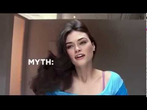 Head & Shoulders Dandruff Shampoo "One Size Fits All" Advert (2009)