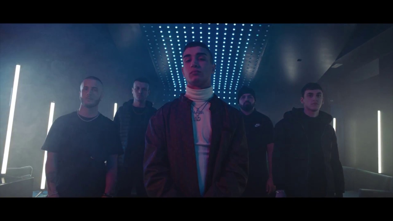 Watch Now CAPO PLAZA - Non Cambierò Mai (Prod. AVA) CAPO PLAZA - Non Cambierò Mai (Prod. AVA)