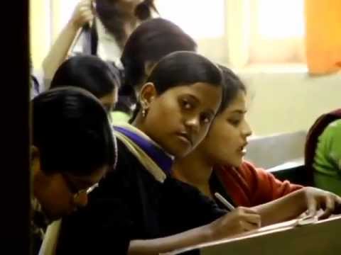 Orfelinat pastorit de o maică ortodoxă în India...