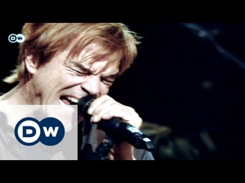 Die Toten Hosen spielen 