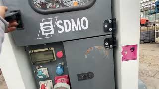 SDMO R33 diesel generator | Image 4 - Machineryline