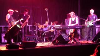 Marcia Ball - "Don't You Know" and "Look Before You Leap" (Manchester, VT 7/16/16)