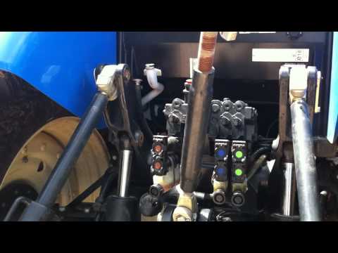 New Holland T7030 w/ front end loader