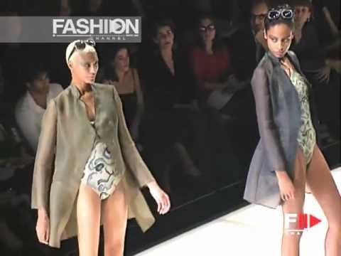"Giorgio Armani" Spring Summer 1998 Milan 2 of 4 pret a porter woman by FashionChannel