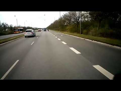 MC kaster sig indenom på Vejlands Allé