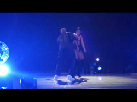 Chris Brown - Privacy | St. Paul, MN 4/9/17