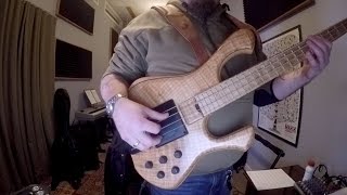 Applying Three-Finger Right Hand Bass Technique