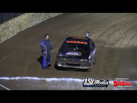 Modified Sedans: Barron and Cunningham Come Together - Kingaroy Speedway