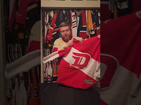 Unboxing rarest Detroit Red Wings jersey won at a crazy low price #hockeyjersey #jerseycollection
