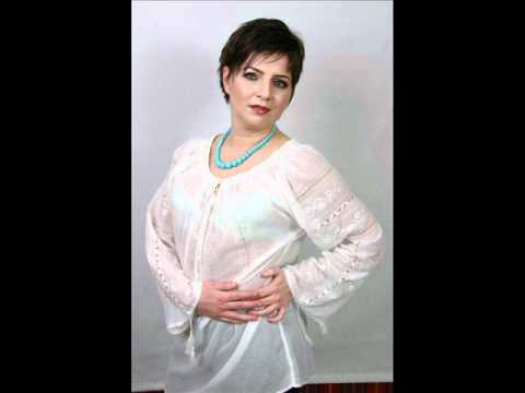 Larisa Chirodea Oradea  - E gresala ta