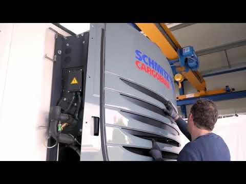 7.1.6.1.03 S.CU Kühlerschild erneuern - Schmitz Cargobull [deutsch]