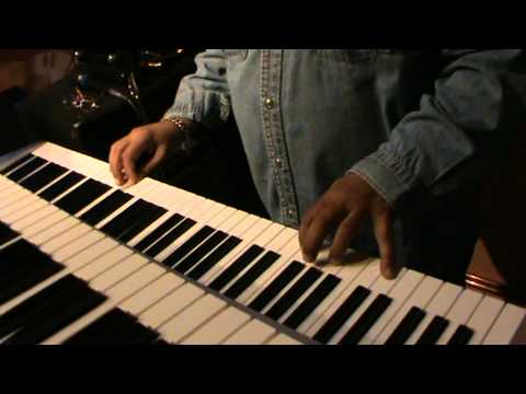 Emiliano Zapata - Mocirita cu trifoi, Live playing (cover)