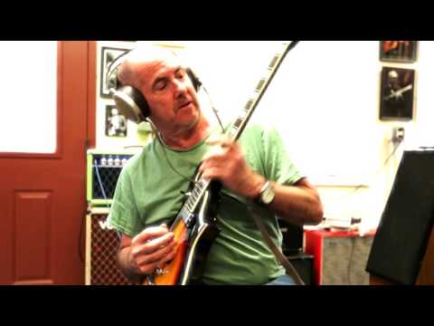 Henry Kaiser - Tribute to Pete Cosey [using the Eastwood 1975 Morris Custom guitar 