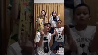 Download lagu Sibling Goals Tiktok | Rizky, Azel, Putri dan Ferdy mp3