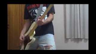 LEAVE HOME 14-You Should Never Have Opened That Door - Ramones Bass Cover