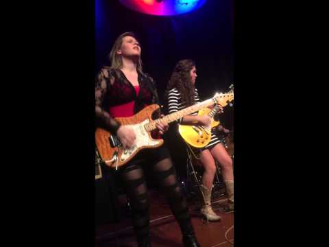 Rufs Blues Caravan 2015 - Girls with guitars - give me a kiss - Siegen
