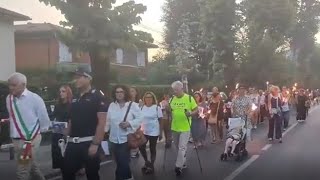 Camaiore, la fiaccolata per Mirko e Kety Andreoni