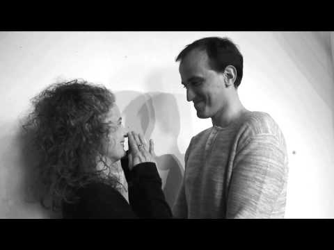 Proti pokroku. Proti lásce. Proti demokracii.