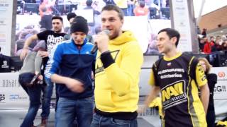 Smile to open "Na`Vi Hall of Fame" (with Eng subtitles)