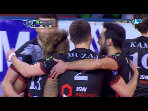 Great defence by Nicosia, but Jason de Rocco can't be stopped