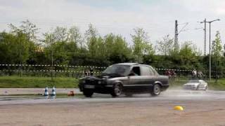 preview picture of video 'Driftchallenge - City Drift 26.04.2009 Karlsruhe - www.Drift-Schule.de'