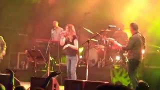 Paul Heaton Jacqueline Abbott  'Dont Marry Her' Live In The Forrest Cannock July 2016