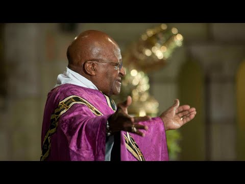 ...جنوب أفريقيا وفاة ديسموند توتو أحد رموز الكفاح ضد نظ