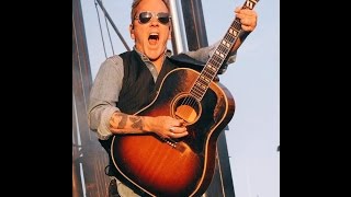 Kiefer Sutherland can't stay away live