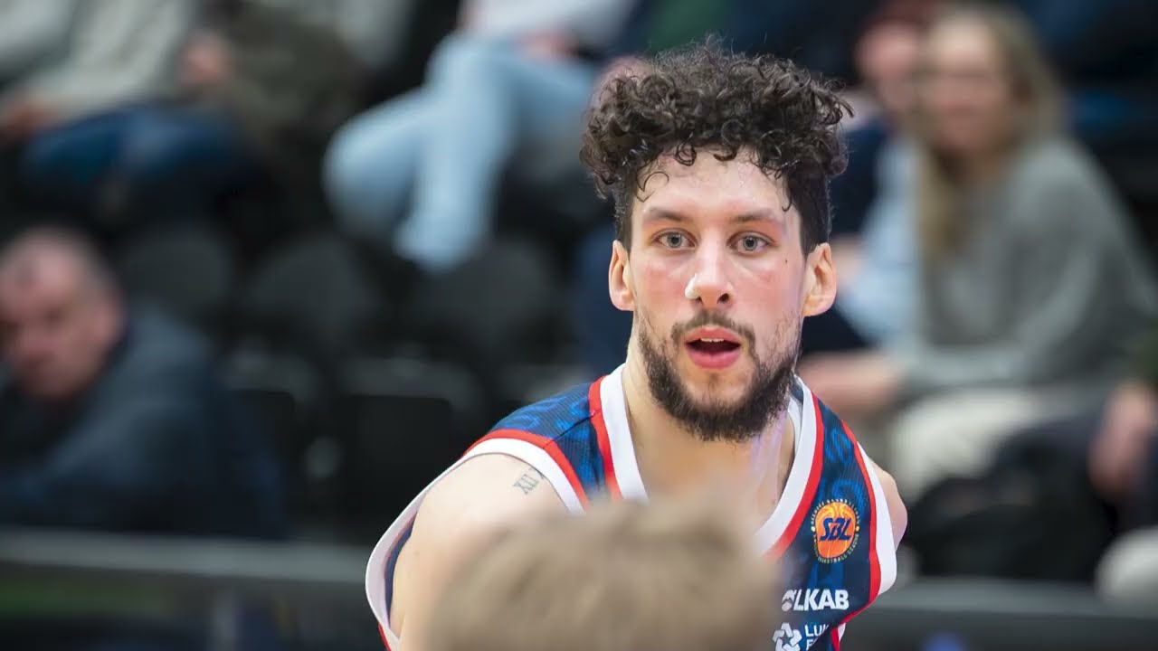 Brandon Johns Jr. 16 poƤng vs. Kƶping Stars