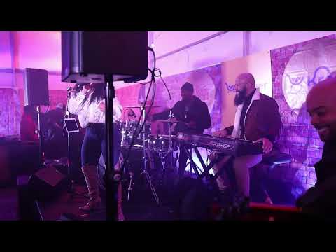 Band Jams HARD on AIN'T NOBODY by CHAKA KHAN