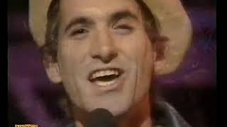 Joe Dolce Music Theatre – Shaddap You Face (Studio, TOTP)