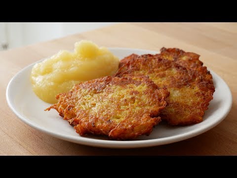 download lagu mp3 mp4 Kartoffelpfannkuchen Mit Apfelmus, download lagu Kartoffelpfannkuchen Mit Apfelmus gratis, unduh video klip Kartoffelpfannkuchen Mit Apfelmus