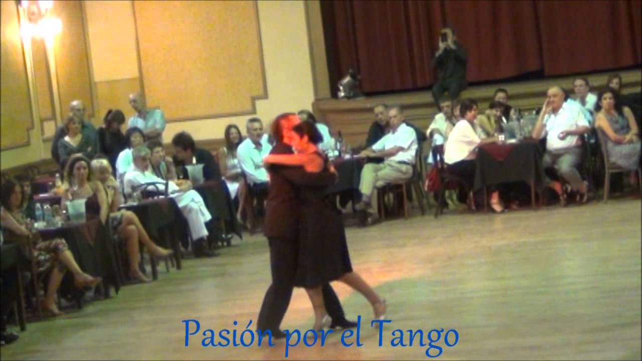 JOSEFINA STELLATO y LEO El Pibe PANKOW Bailando el Vals DICHAS QUE VIVI en YIRA YIRA MILONGA