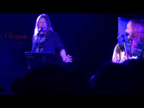 05- Blackoustic - Out In The Fields - Timo Kotipelto Jani Liimatainen Legend Club Milano 09-04-2016